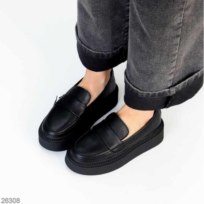 Лофери жіночі натуральна шкіра чорні на 35.5,36,37,38,39,40р