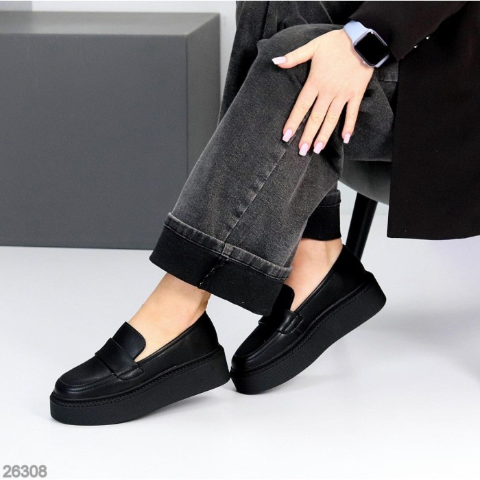 Лофери жіночі натуральна шкіра чорні на 35.5,36,37,38,39,40р