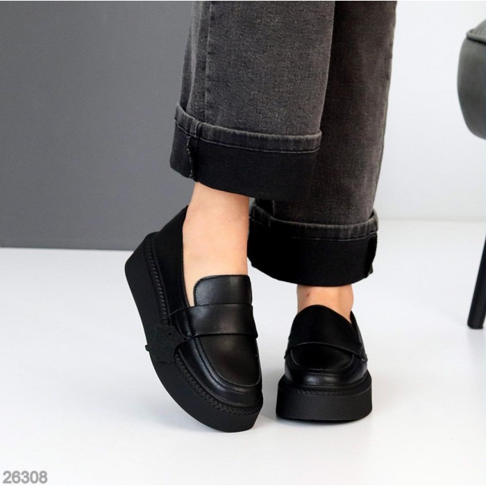 Лофери жіночі натуральна шкіра чорні на 35.5,36,37,38,39,40р