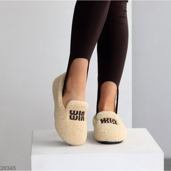 Кросівки/автоледі жіночі матеріал-хутро колір-беж деми на 35р.