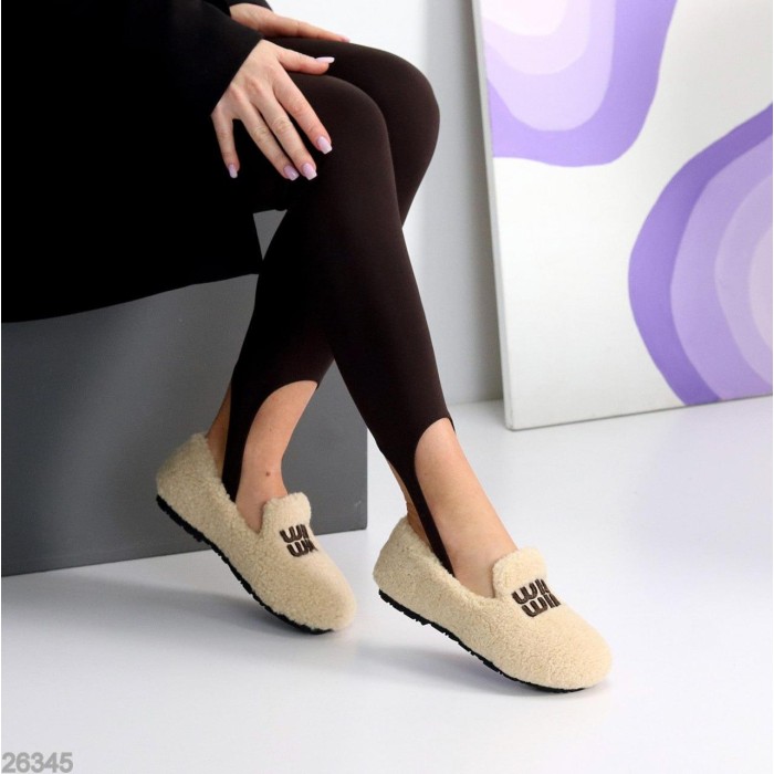 Кросівки/автоледі жіночі матеріал-хутро колір-беж деми на 35р.