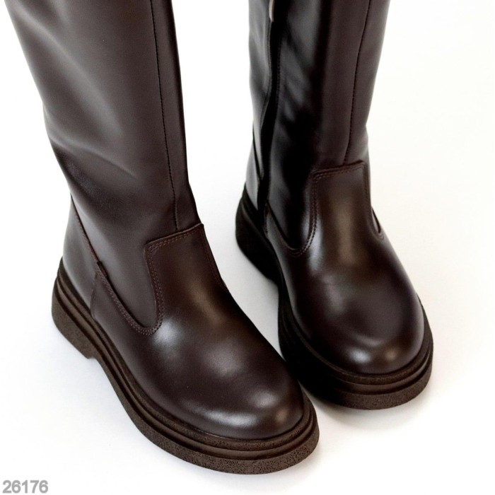 Чоботи жіночі натуральна-шкіра колір-шоколад демі 40р.