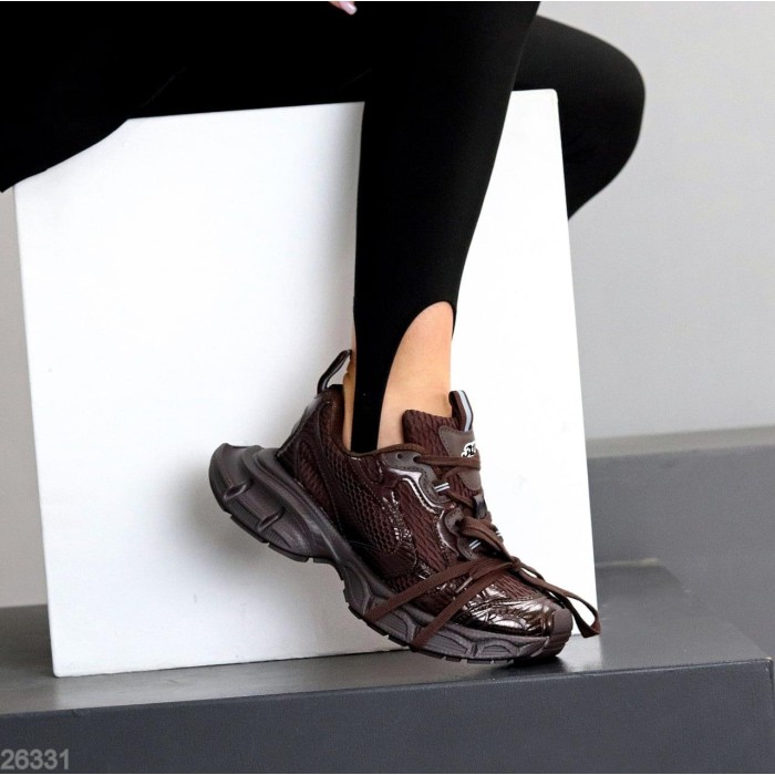 Кросівки жіночі натуральна шкіра шоколад на 35.5,37,38р