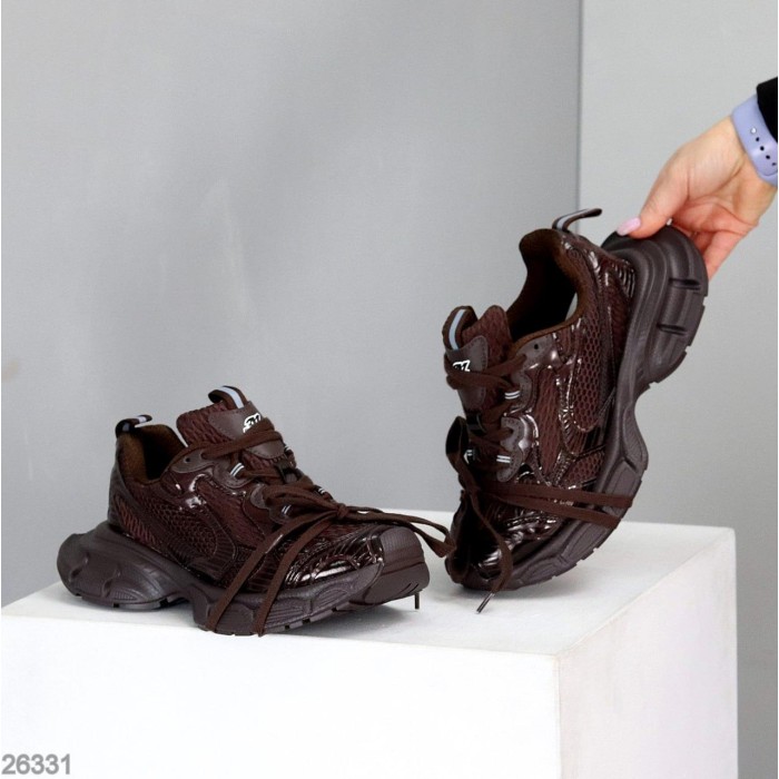 Кросівки жіночі натуральна шкіра шоколад на 35.5,37,38р