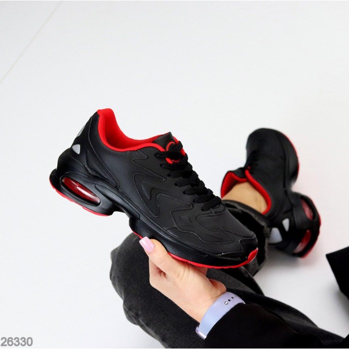 Кросівки жіночі еко-шкіра колір-чорний 36,37,38р