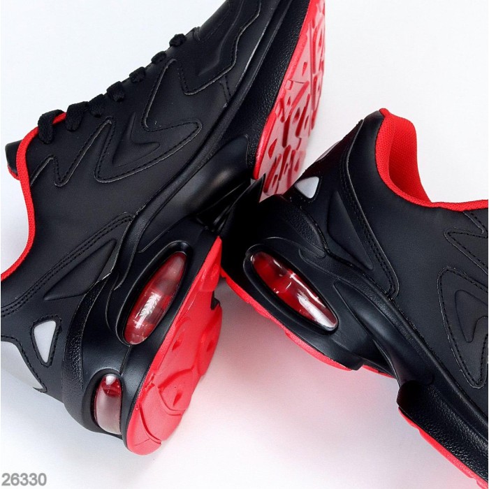 Кросівки жіночі еко-шкіра колір-чорний 36,37,38р