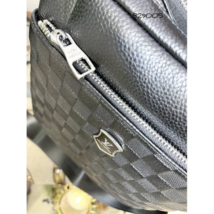 Чоловіча сумка 3 відділення  натуральна шкіра Чорна