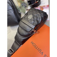 Сумка чоловіча кросбоді 3 відділення натуральна шкіра Чорна