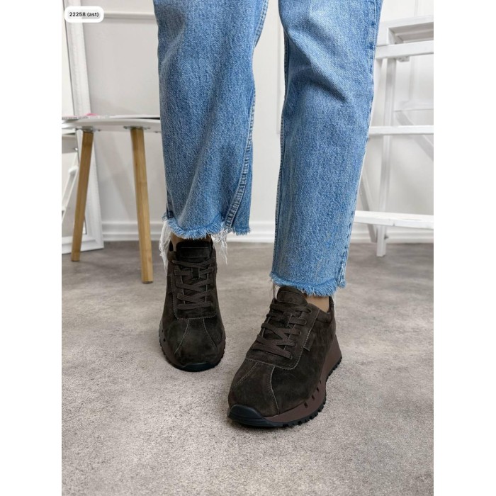 Кросівки жіночі натуральна замша колір:шоколад 36.37,39,40р.