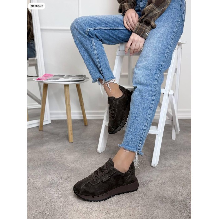 Кросівки жіночі натуральна замша колір:шоколад 36.37,39,40р.