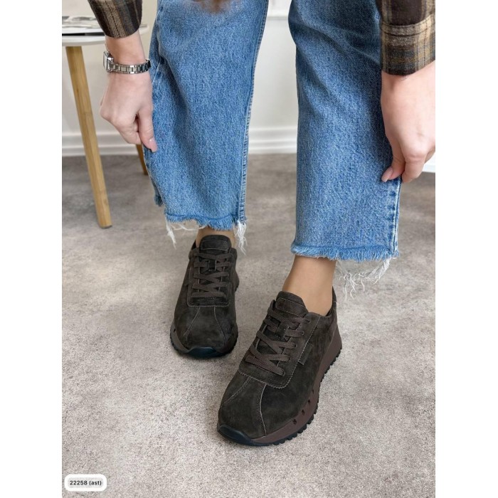 Кросівки жіночі натуральна замша колір:шоколад 36.37,39,40р.