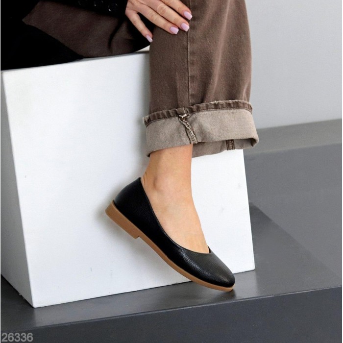 Балетки жіночі натуральна шкіра колір-чорний 36,37,40р