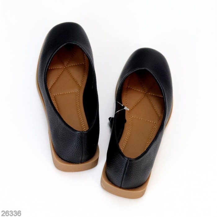 Балетки жіночі натуральна шкіра колір-чорний 36,37,40р