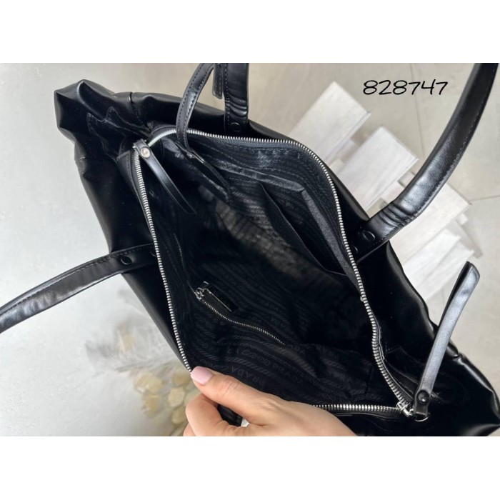 Сумка жіноча Прада шопер на змійці з екошкіри люкс колір: Чорний