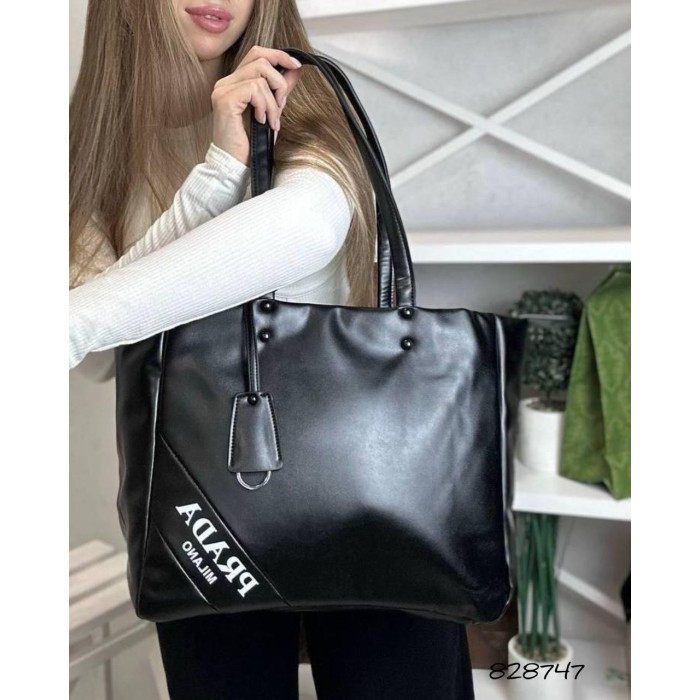 Сумка жіноча Прада шопер на змійці з екошкіри люкс колір: Чорний