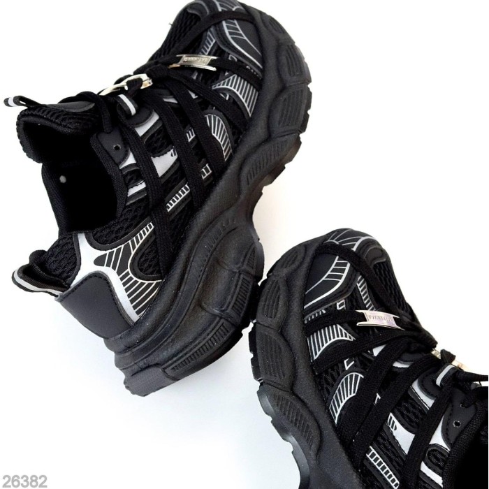 Кросівки жіночі еко-шкіра/текстиль колір-чорний на 35.5,36,37,39р