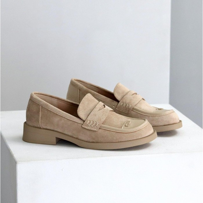 Лофери жіночі еко-замша/еко-шкіра беж на 35.5,37,39р.