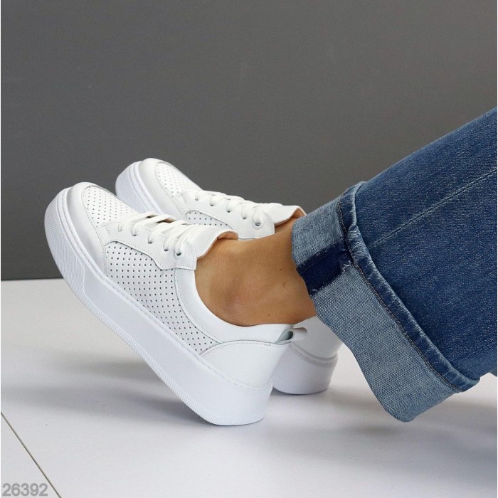 Кросівки жіночі натуральна шкіра білі 36,37,38,39,40р