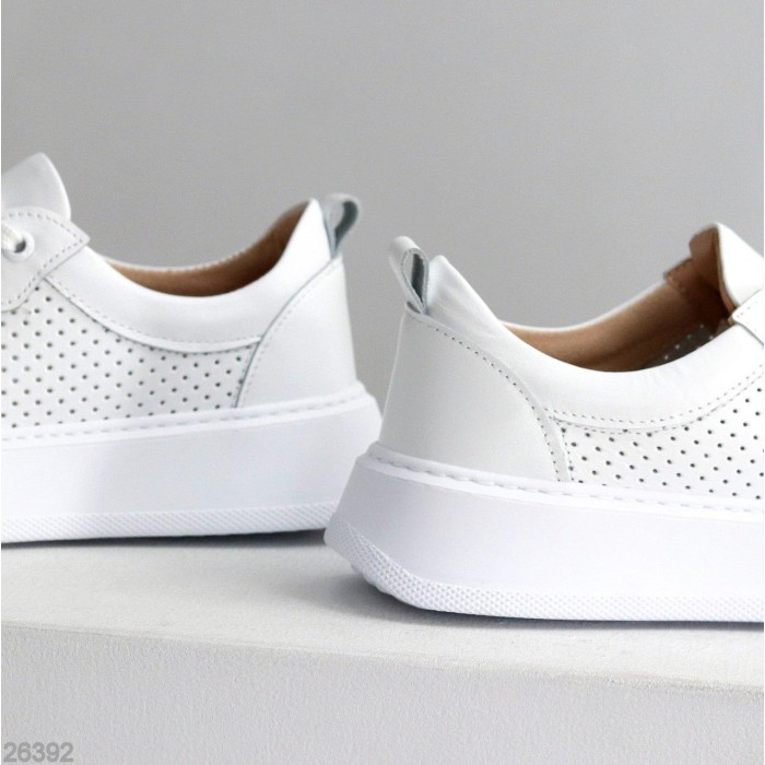 Кросівки жіночі натуральна шкіра білі 36,37,38,39,40р