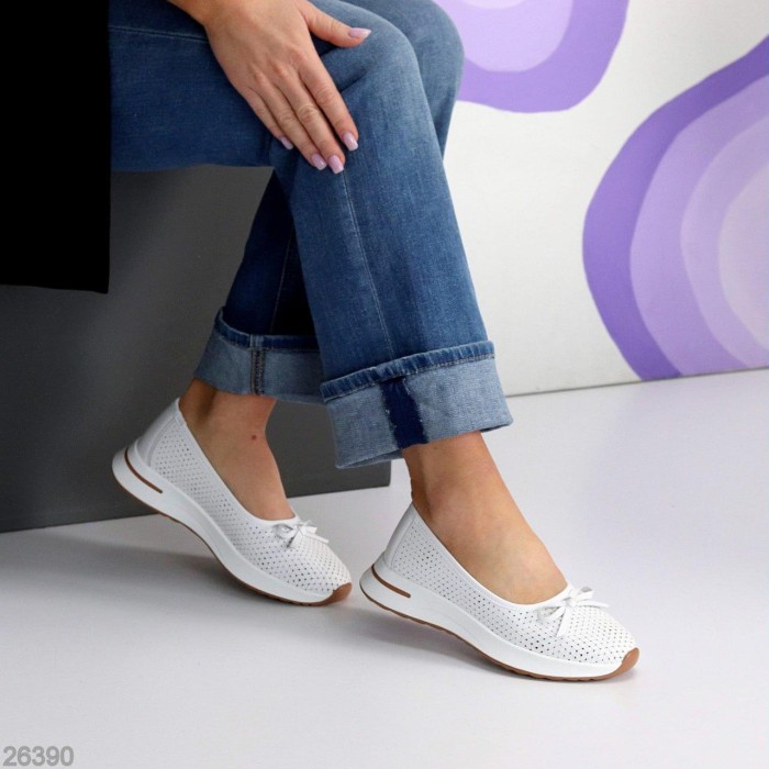 Балетки жіночі натуральна шкіра білі 36,38,39.41р