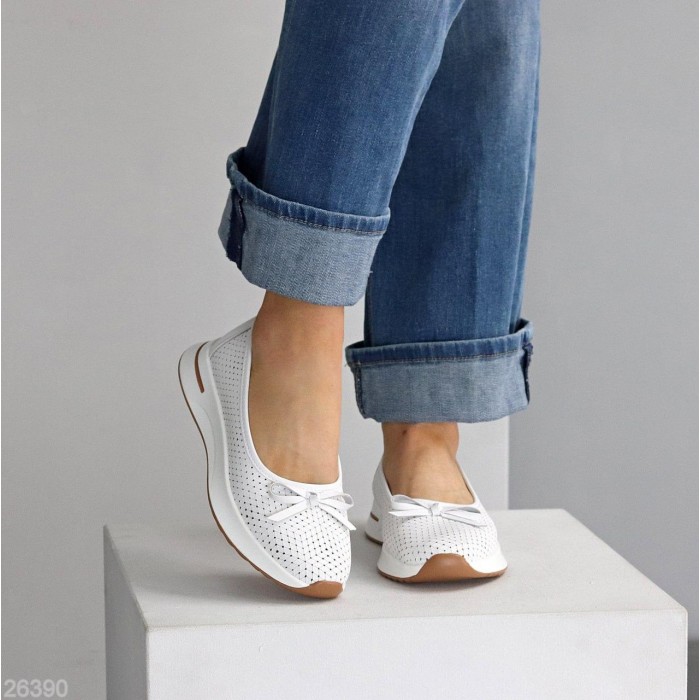 Балетки жіночі натуральна шкіра білі 36,38,39.41р