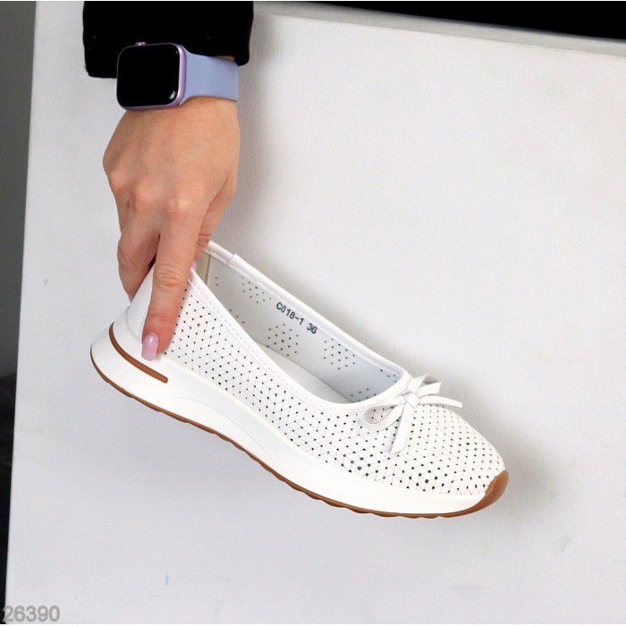 Балетки жіночі натуральна шкіра білі 36,38,39.41р