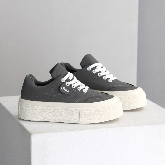 Кеди жіночі еко нубук сірі на 35.5,38,40р