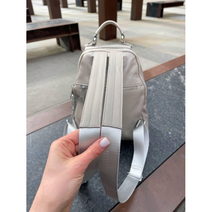 Рюкзак жіночий декор застібки натуральна шкіра.Чорний, Бежевий