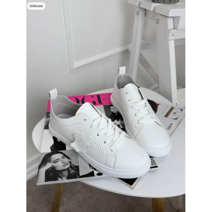 Кеди жіночі натуральна шкіра перфорація білі 36,37,38,39,40,41р