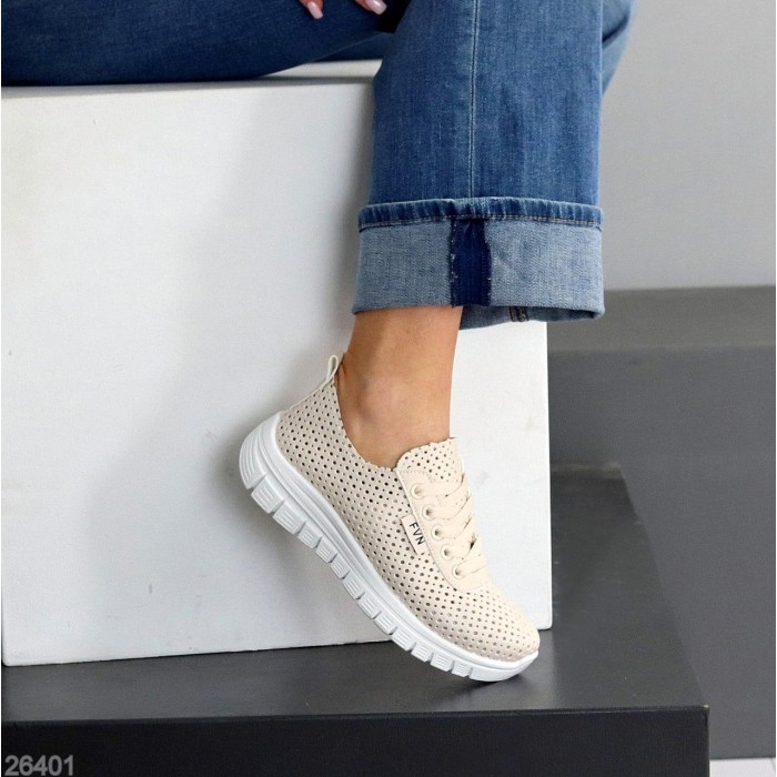 КросІвки жіночі еко-шкіра колір-беж 36,37,38,39,41р.