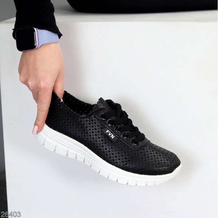 Кросівки жіночі еко-шкіра колір-чорний 36,37,38,39,41р