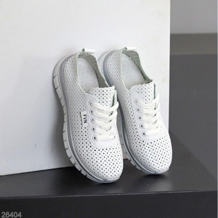 Кросівки жіночі еко-шкіра колір-білий 36,38,39,40,41р