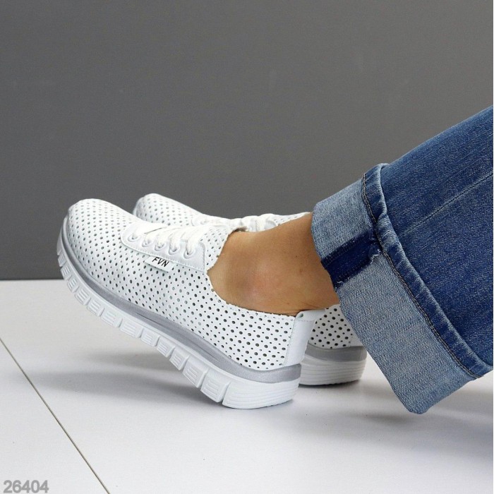 Кросівки жіночі еко-шкіра колір-білий 36,38,39,40,41р