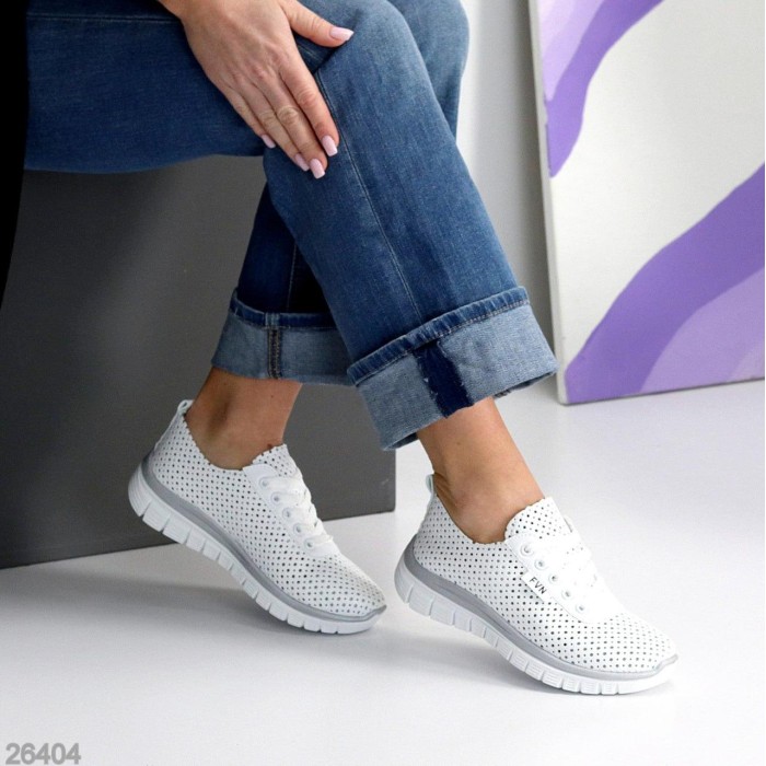 Кросівки жіночі еко-шкіра колір-білий 36,38,39,40,41р
