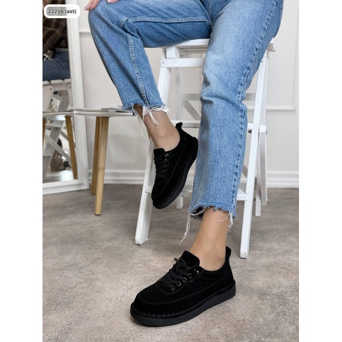 Кеди жіночі натуральна замша чорні 37,38,39,40р