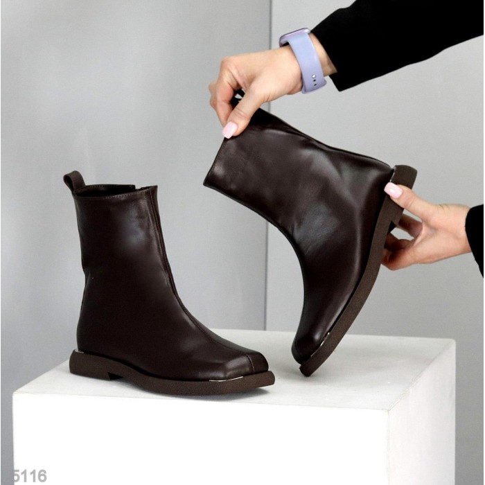 Черевики жіночі натуральна шкіра колір-шоколад демі 37р