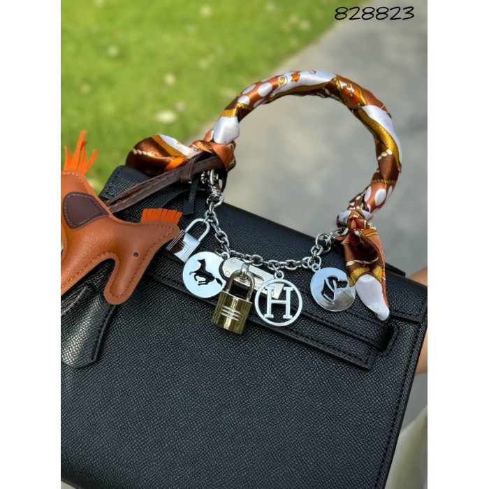 Сумка жіноча люкс натуральна шкіра Айворі Чорний