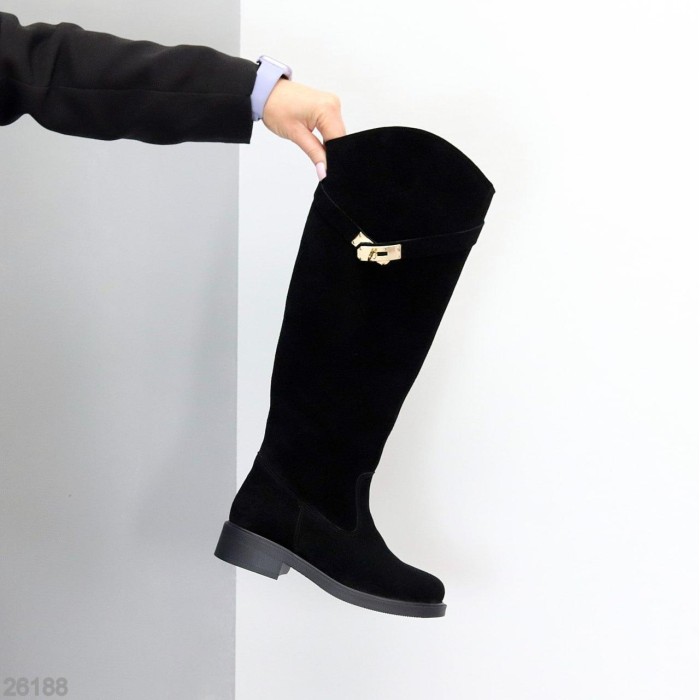 Чоботи жіночі натуральна замша колір-чорний демі 37,39,40р