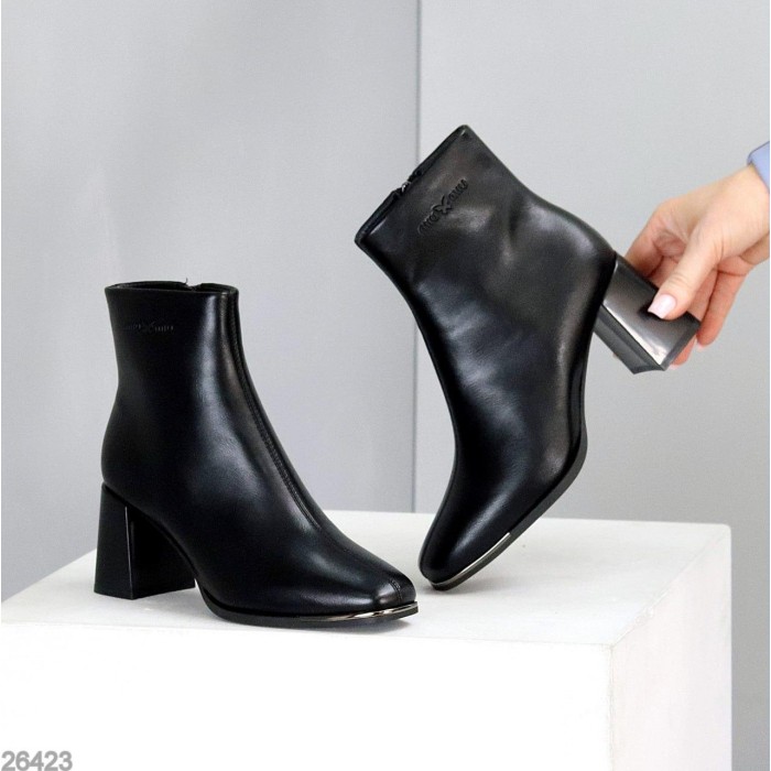 Ботильйони жіночі натуральна шкіра колір-чорний демі 36,38,39,40р
