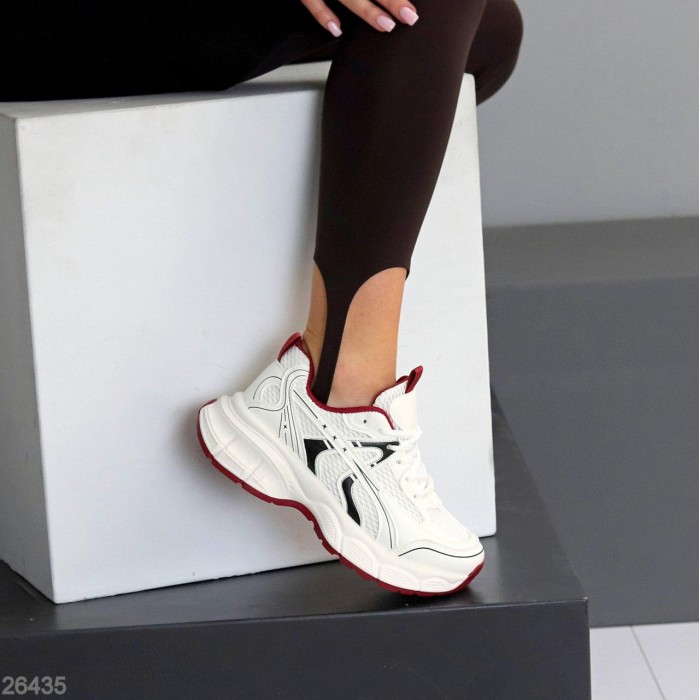 Кросівки жіночі еко-шкіра колір-білий на 35.5,37р