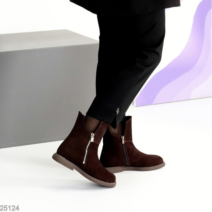 Ботинки женские натуральная замша цвет-шоколад деми 37р