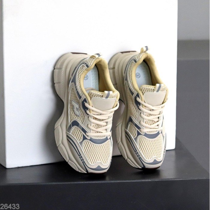 КросІвки жіночі еко-шкіра/текстиль колір-беж на 36р.