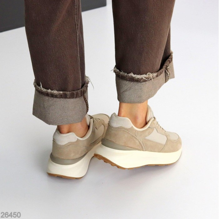 Кросівки жіночі натуральна-замша/текстиль колір-беж 36,39,40,41р