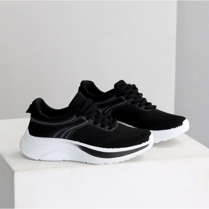 Кросівки жіночі текстиль чорні на 35,36,37,38,39,40р