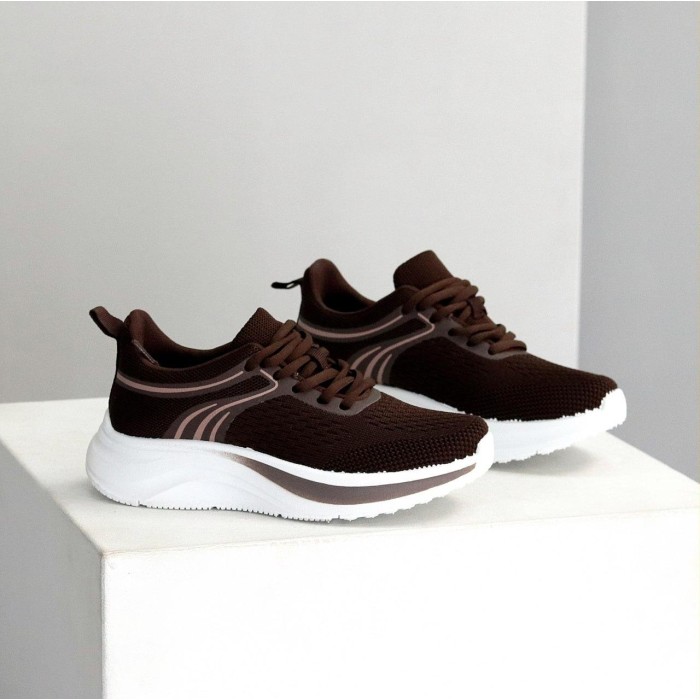 Кросівки жіночі текстиль шоколад зима на 35.5,36,37,38,39,40р