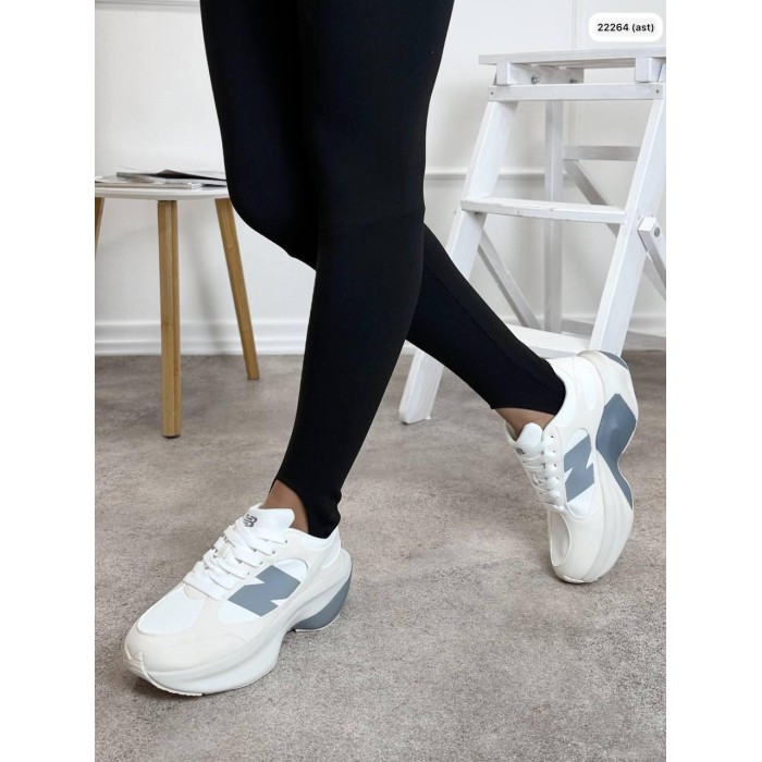 Кросівки жіночі комбіновані натуральна замша/ щкіра молочні на 37,38,39,40р