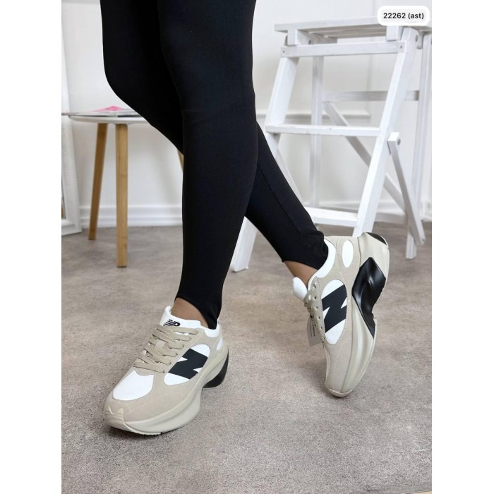 Кросівки жіночі комбіновані натуральна замша/ щкіра бежеві на 37,38,39р