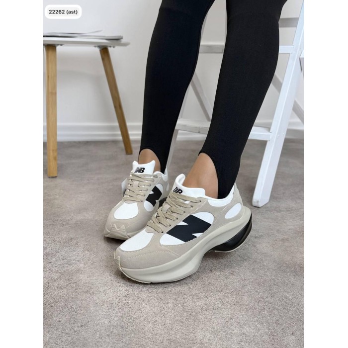 Кросівки жіночі комбіновані натуральна замша/ щкіра бежеві на 37,38,39р