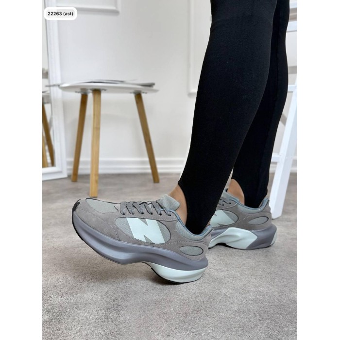 Кросівки жіночі комбіновані натуральна замша/ щкіра сірі-хакі. на 37,38,39,40р