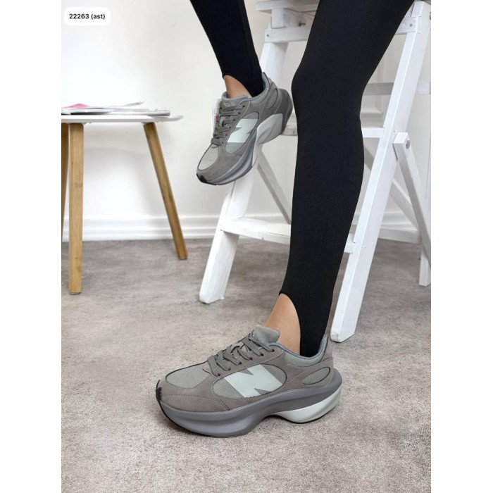 Кросівки жіночі комбіновані натуральна замша/ щкіра сірі-хакі. на 37,38,39,40р